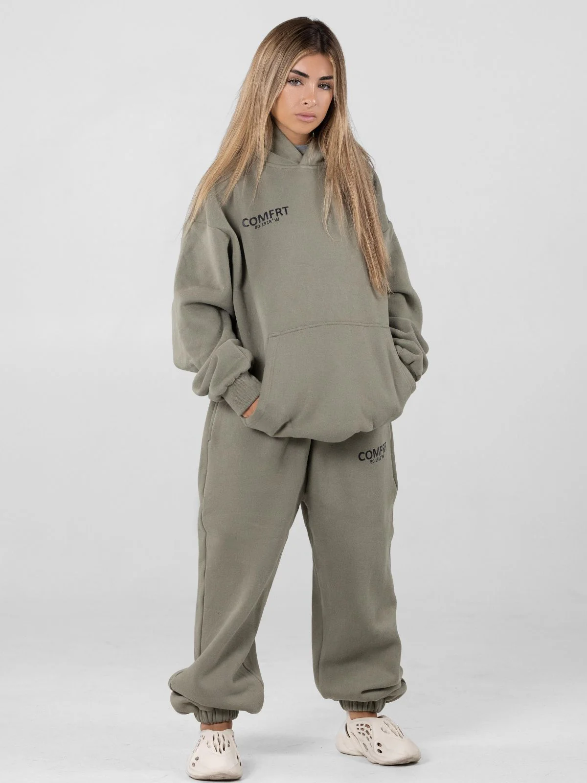 Coordinate Sweatpants - Image 12