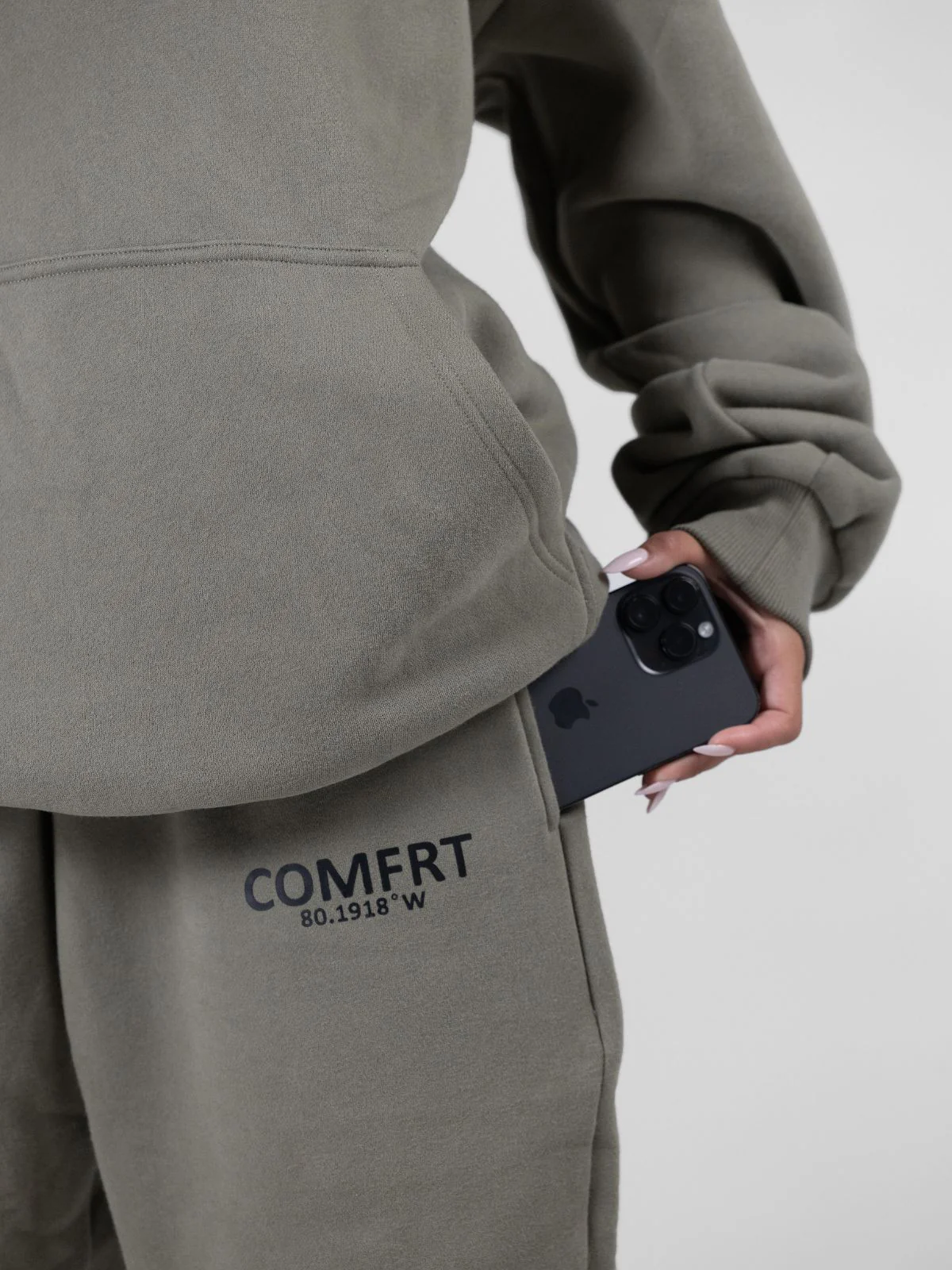 Coordinate Sweatpants - Image 13