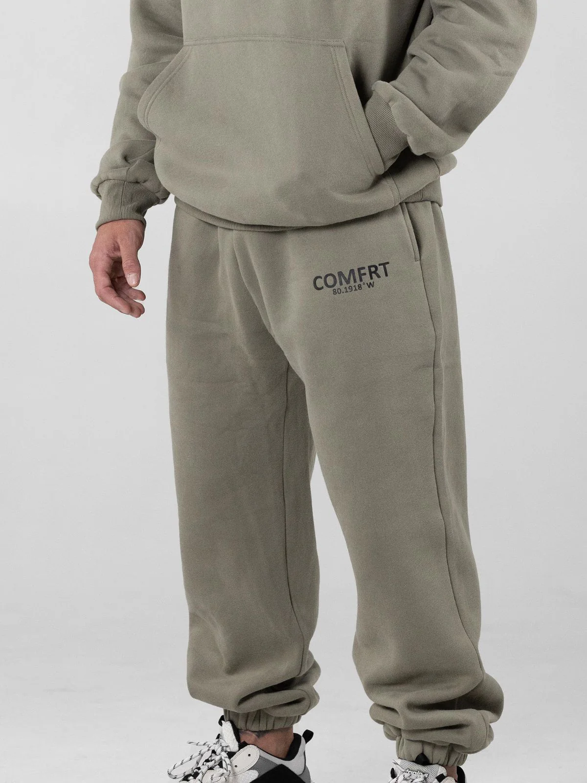 Coordinate Sweatpants - Image 9