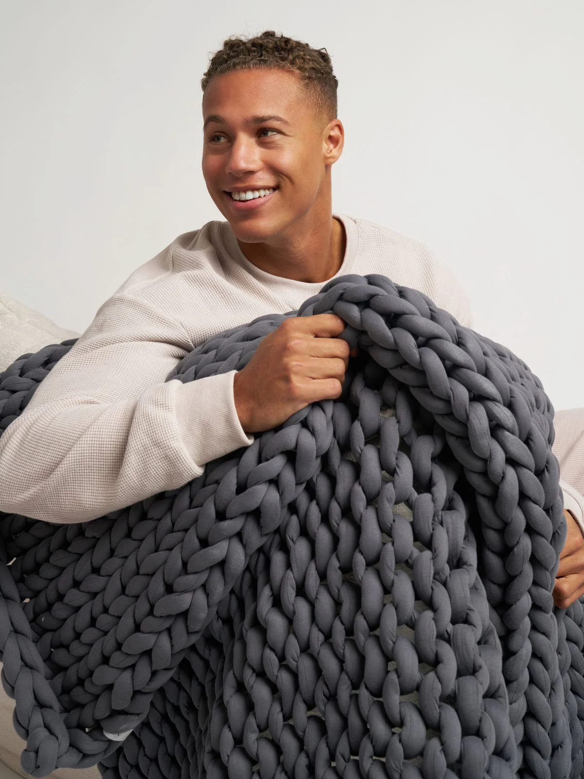 CuddleCloud Weighted Blanket - Image 5