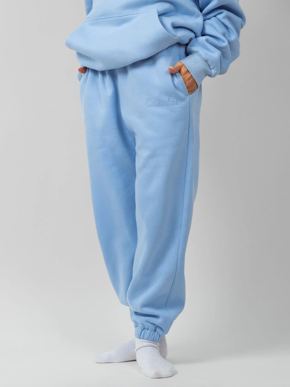 Minimalist Sweatpants - Image 36