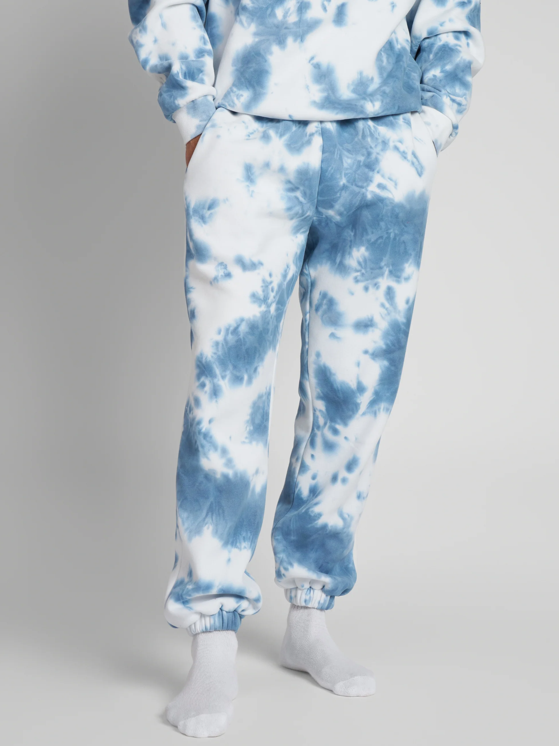 Minimalist Sweatpants - Image 60