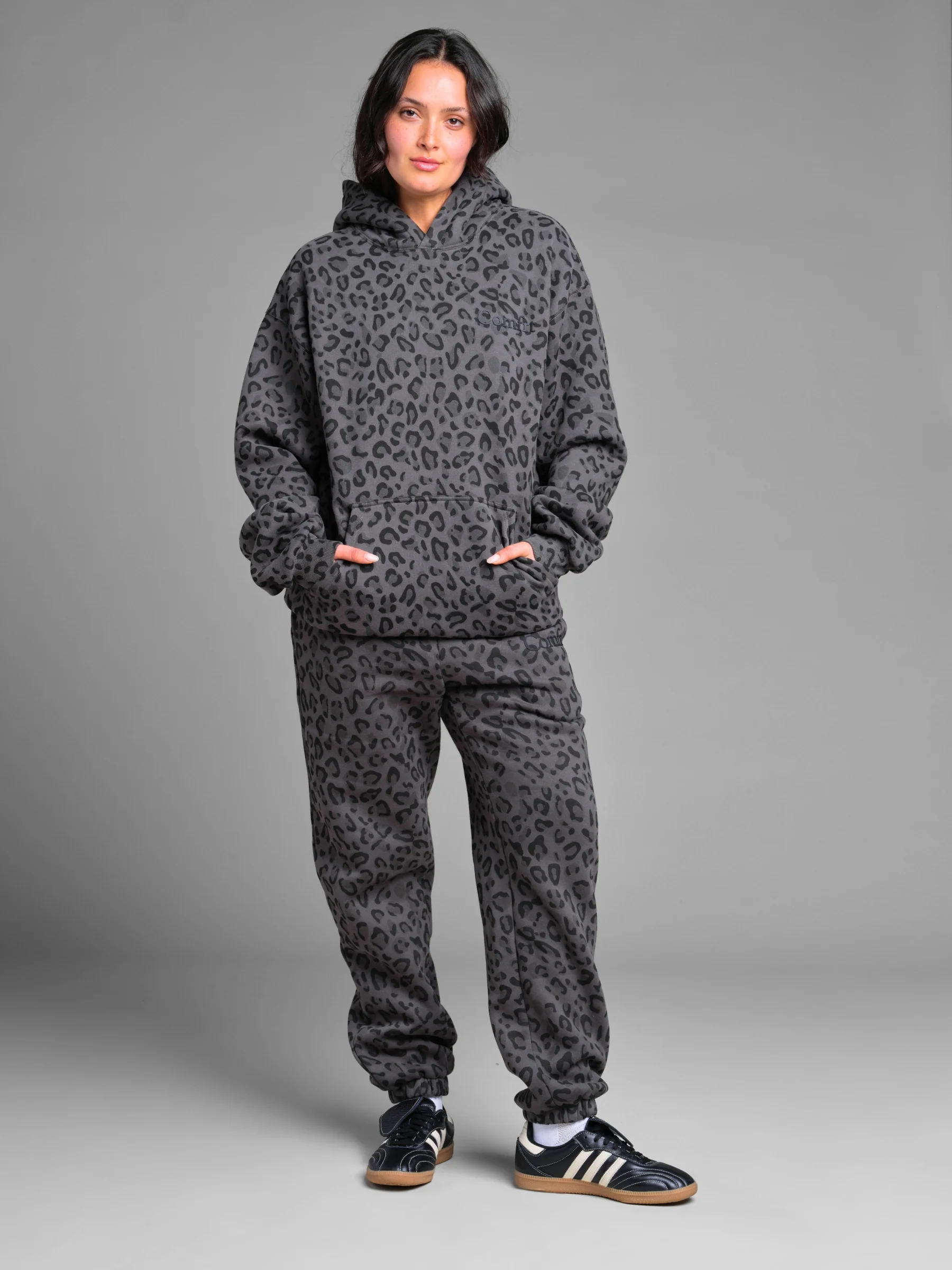 Minimalist Sweatpants - Image 89