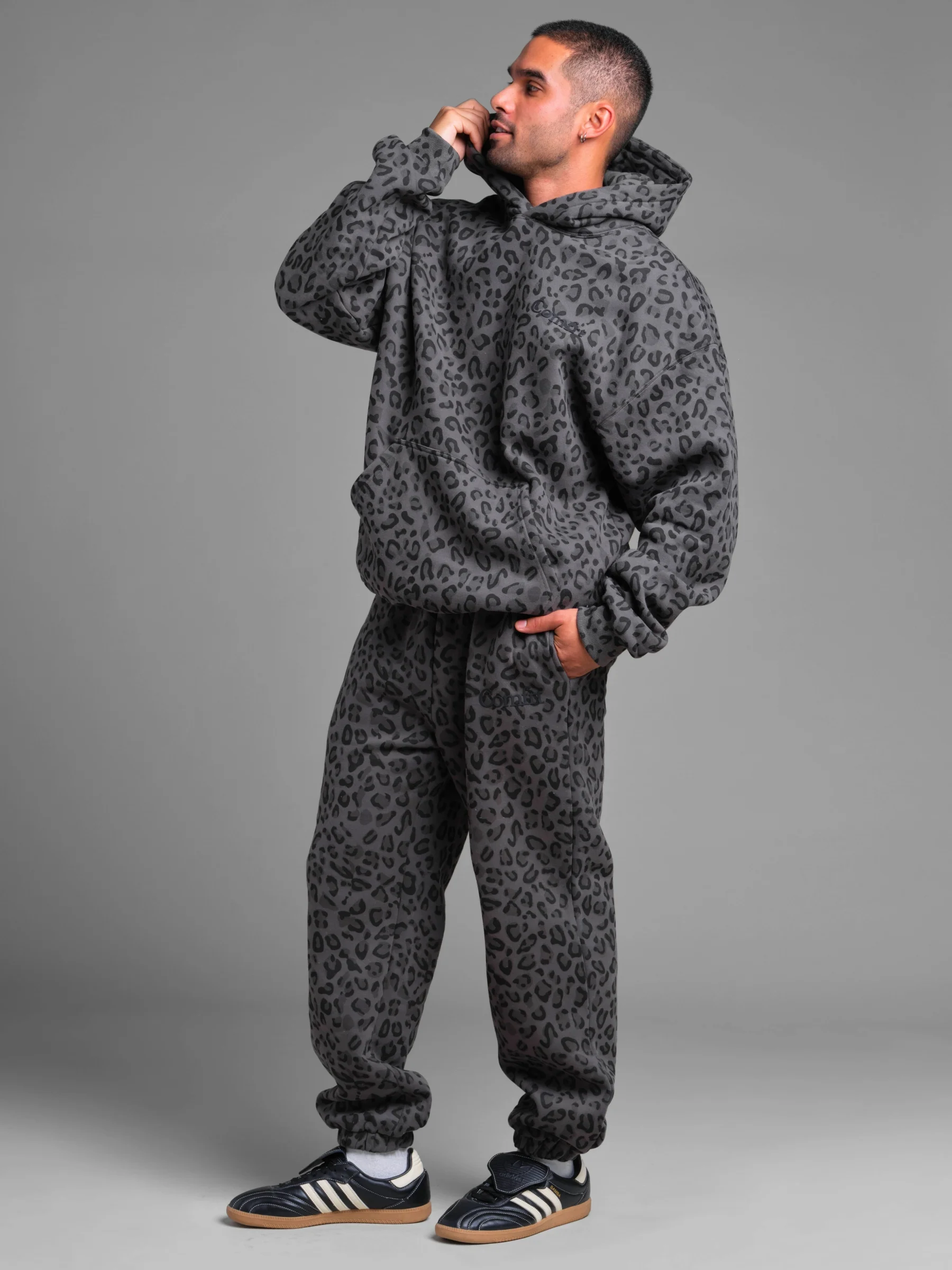 Minimalist Sweatpants - Image 91