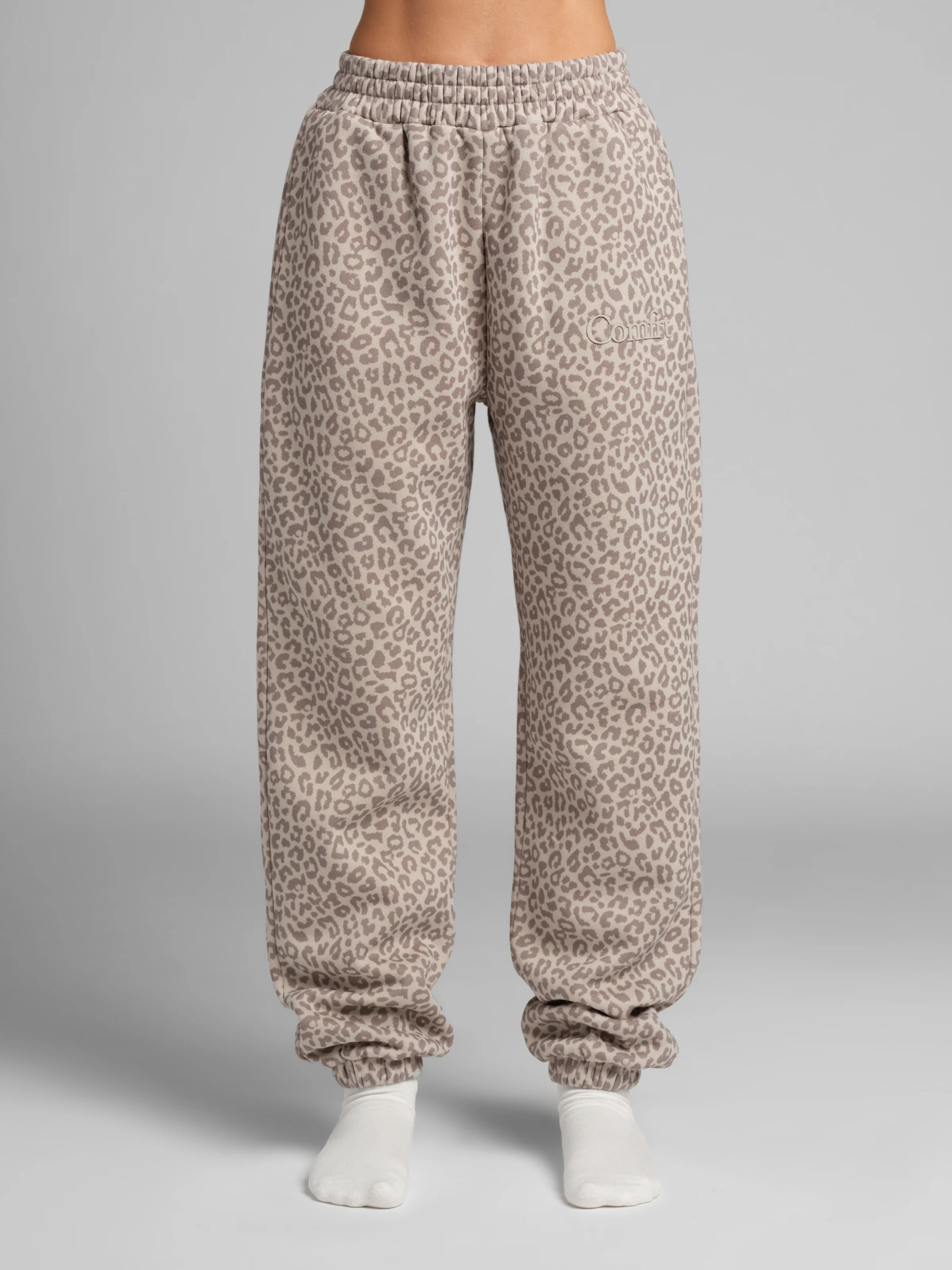 Minimalist Sweatpants - Image 98